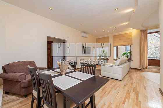 Оренда 3к квартири, вул. Олеся Гончара, 37А (царський будинок) Київ