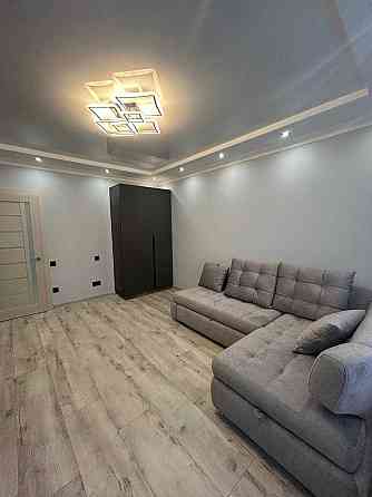 Оренда 2 кім. квартири вул. Роксоляни Львов