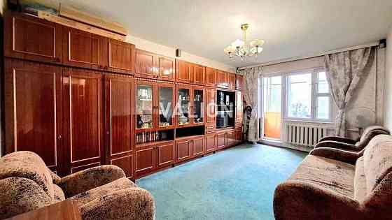 Продаж 2к квартири, просп. Бажана 5а, метро Харківська Киев