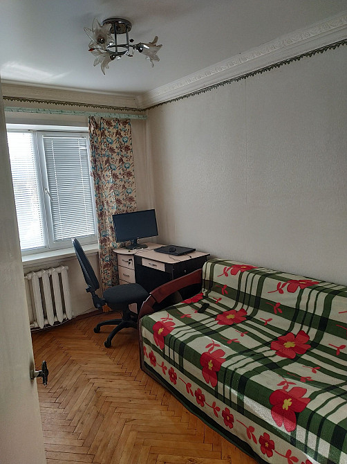 Продаётся 2х комнатная квартира ст.метро Дарница Киев - изображение 5