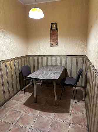 Продам свою квартиру на земле в двух уровнях и со своим входом  на Одесса