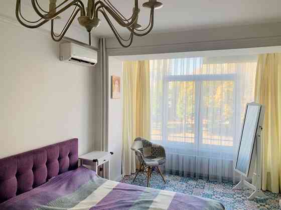 Без %  1к, центр, навпроти парку шевченківський район Киев