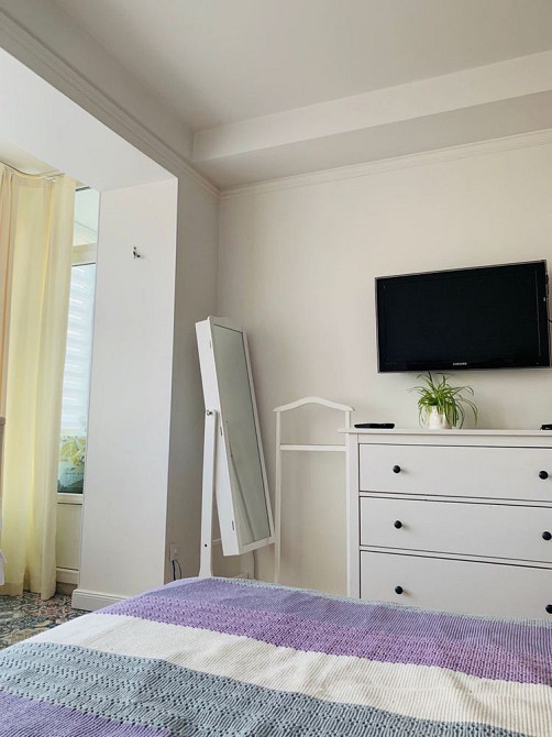 Без %  1к, центр, навпроти парку шевченківський район Киев - изображение 8