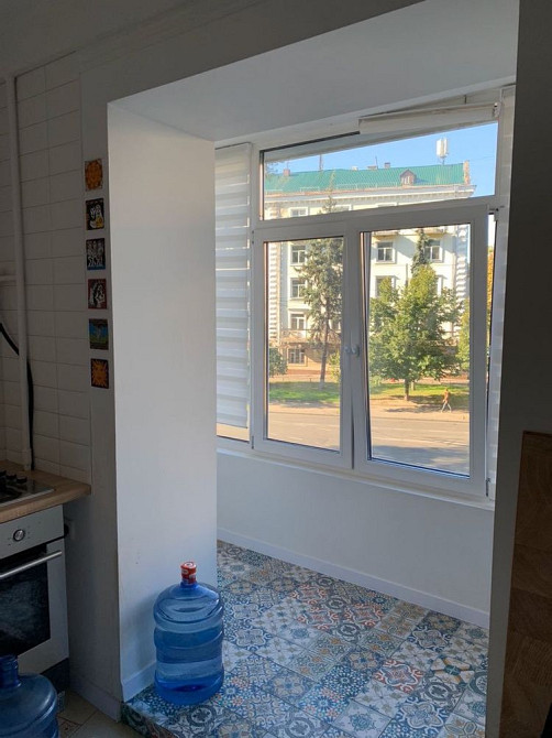 Без %  1к, центр, навпроти парку шевченківський район Киев - изображение 6