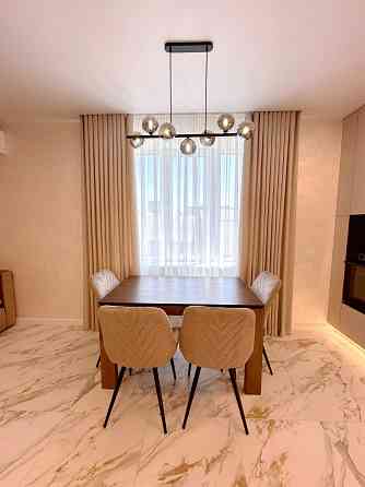 Квартира в центрі з дорогим ремонтом клубний будинок Черкассы