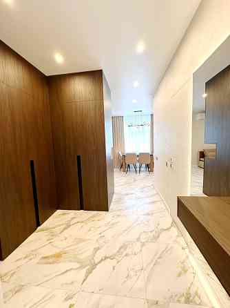 Квартира в центрі з дорогим ремонтом клубний будинок Черкассы