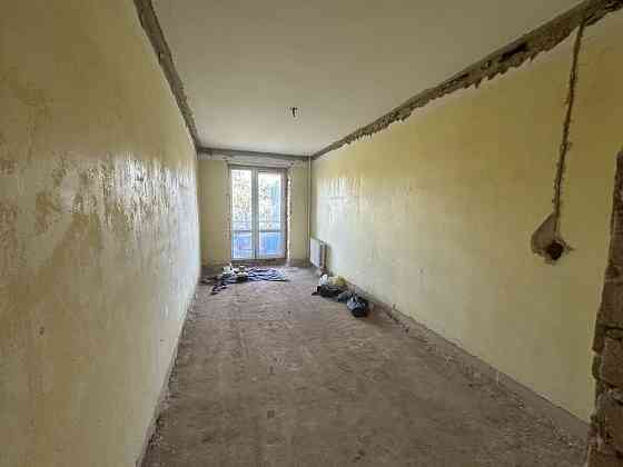 Продам 3-кімнатну квартру . Центр . З виглядом на річку Рівне