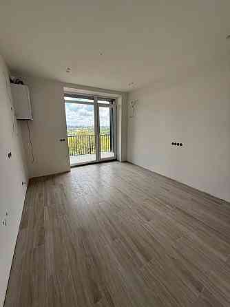 ТЕРМІНОВО продам 1к новобудову з ремонтом Черновцы