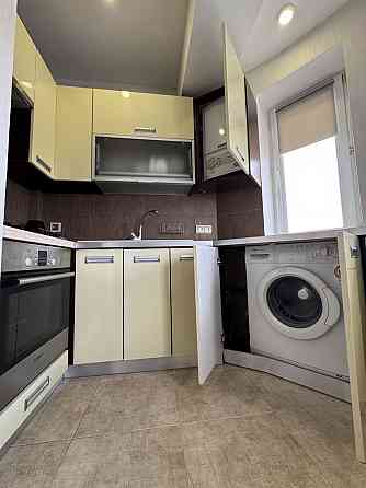 Власник , продаю 3 кімнатну квартиру біля центру, Львів , Бальзака Львов