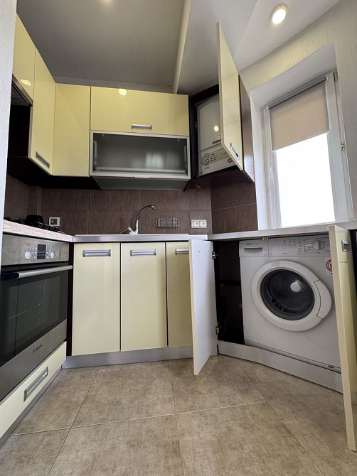 Власник , продаю 3 кімнатну квартиру біля центру, Львів , Бальзака Львов - изображение 2