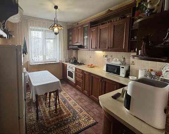 Продаж 3к-квартири на Закревського 89, Троещина Киев