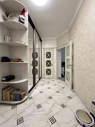 Продається 1 ком новобудова 3 ремонтом і меблями Черновцы