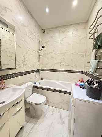 Продається 1 ком новобудова 3 ремонтом і меблями Черновцы