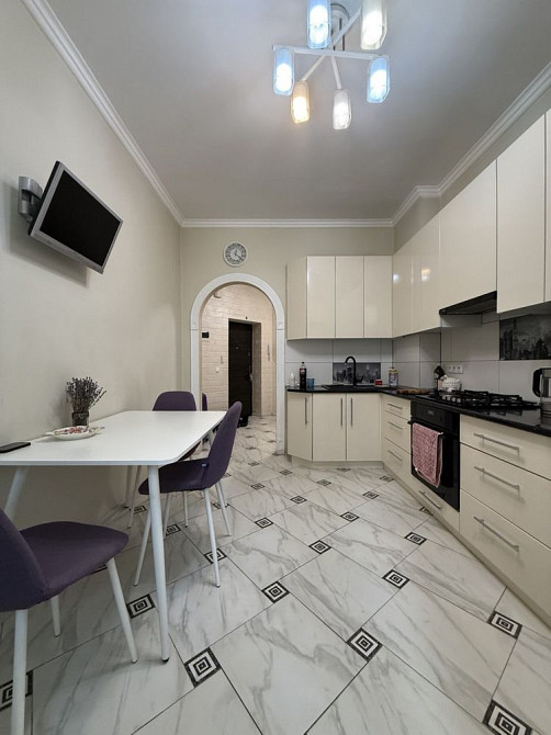 Продається 1 ком новобудова 3 ремонтом і меблями Черновцы - изображение 8