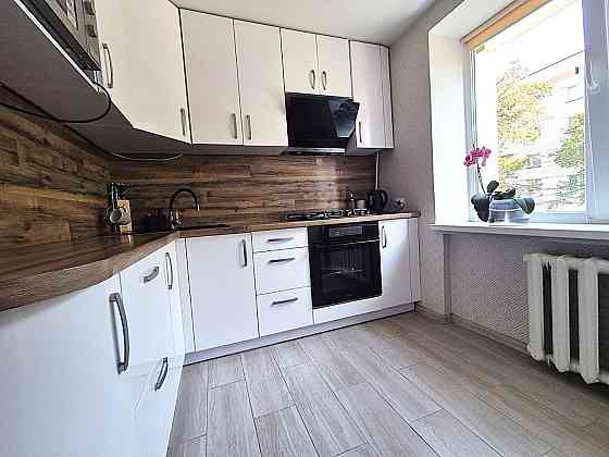 1 кімнатна квартира з ремонтом у центрі міста Чернигов