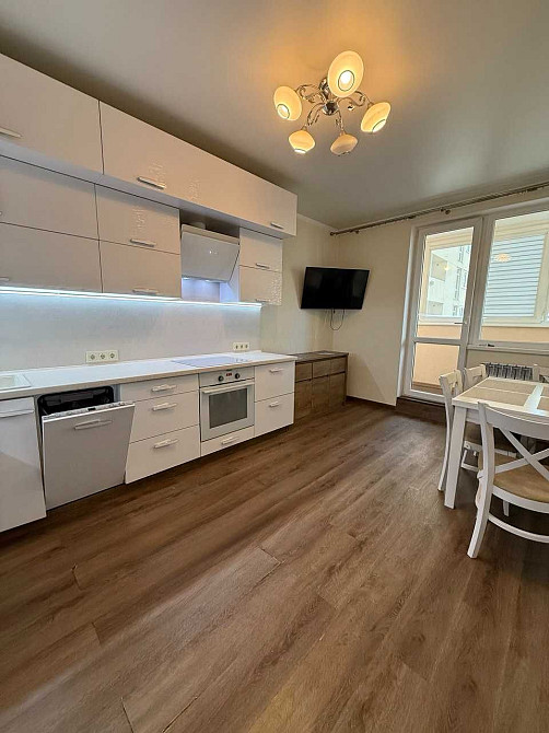 2х кімн. Одеські традиції, Воробьева, велике ліжко, ремонт для себе Одесса - изображение 3