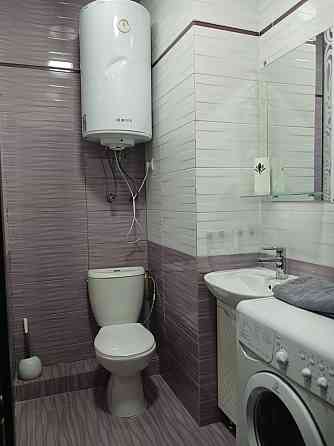 Сдается большая 2-х комн. кв. в центре Запорожье