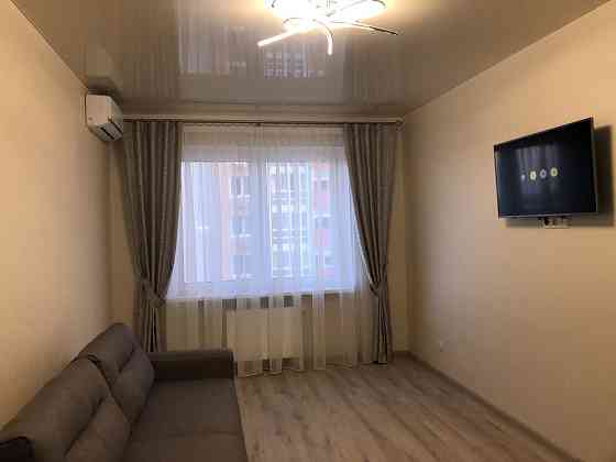 Предлогается в аренду двухкомнатная квартира Осокорки  ЖК Патриотика Київ