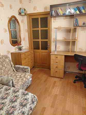 3 ком на Королева угол Левитана Одесса