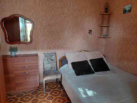 3 ком на Королева угол Левитана Одесса