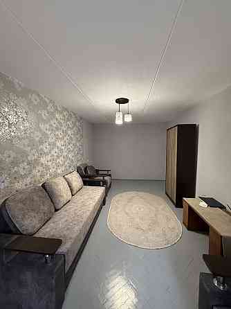 Оренда 2 кімнатна  квартира вул Г.Майдану ( біля парку Жовтневого ) Черновцы