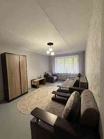 Оренда 2 кімнатна  квартира вул Г.Майдану ( біля парку Жовтневого ) Черновцы