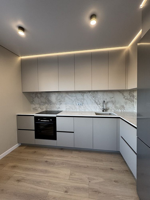 Продається 3 кімнатна квартира з готовим ремонтом ! З генератором Киев - изображение 4