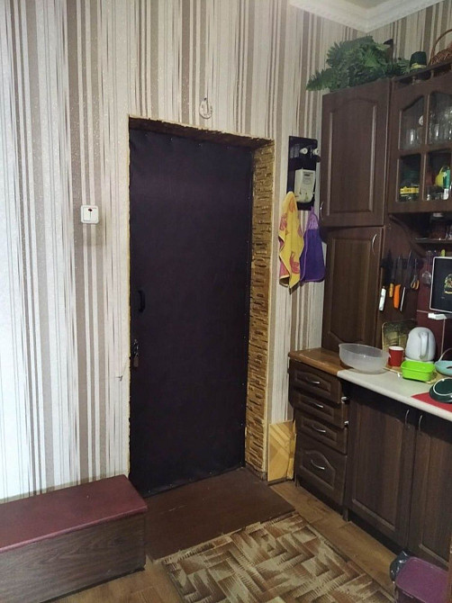 2 кімнати у гуртожитку(2х кімнатна) Ромни - зображення 2