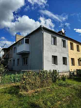 Продається 3-кімнатна квартира площею 55 м² з додатковими перевагами Жовква