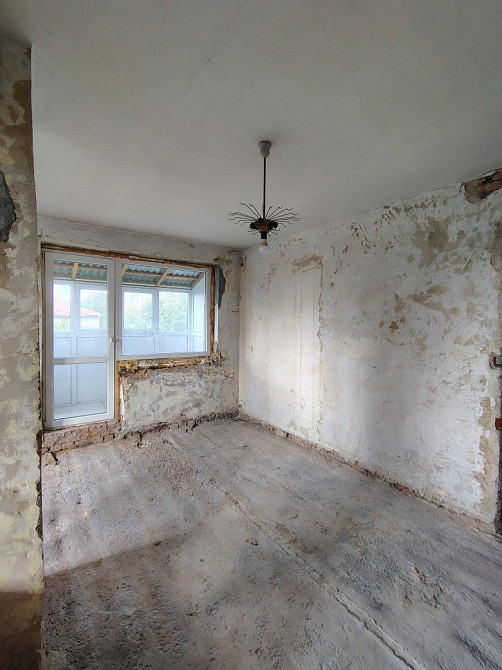 Продається 3-кімнатна квартира площею 55 м² з додатковими перевагами Жовква - зображення 4