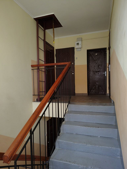 Продається 3-кімнатна квартира площею 55 м² з додатковими перевагами Жовква - зображення 2