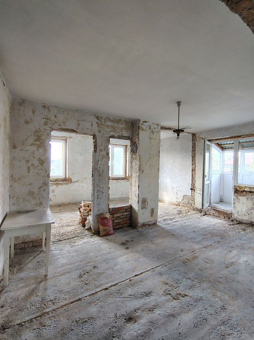 Продається 3-кімнатна квартира площею 55 м² з додатковими перевагами Жовква - зображення 8