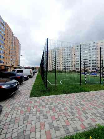 Продам 2к.кв 86 м.кв. ЖК Лазурний,індивід газ опал. метро Центр ринок Харьков