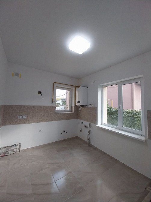 Квартира з газовим та електричним опаленням Коломия - зображення 1