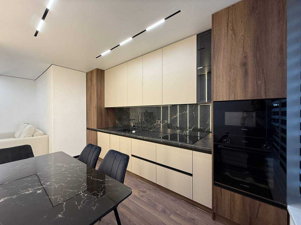 Розкішна 2 кім квартира з функцією 3 кім Центр Південний Бульвар Ивано-Франковск - изображение 1