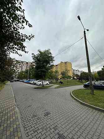 Продається 3-кімнатна квартира по вул. Івана-Павла ІІ, район каскад Ивано-Франковск