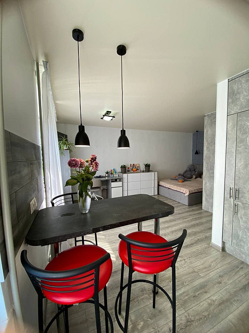 Продаж однокімнатної квартири з меблями та ремонтом Вишневе! Вишневое - изображение 1