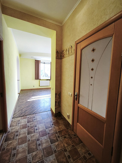 Продаж сучасна 2-х кімнатна в центрі Ніжин - зображення 3