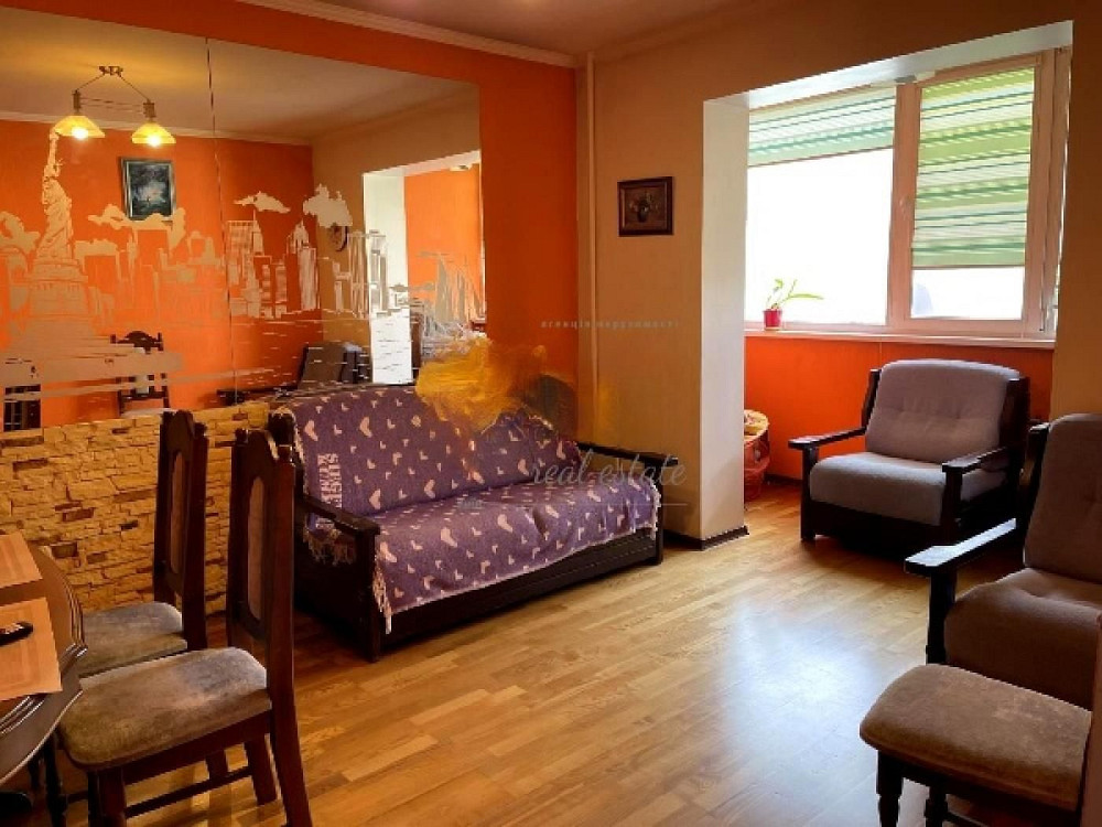 Простора 4-кімнатна квартира 93 м² пропс. Червоної Калини 5-А Киев - изображение 1