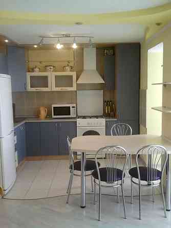 ОРЕНДА ВІД ХОЗЯЇНА 2-Х кім-Ї кв.Вул. ПИМОНЕНКО 3 центр Шевченківський Київ