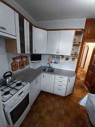 Актуально !Сдам 3 х кімнатну метро Познякі вул.Олійника 8 Київ