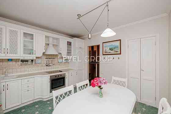 Оренда просторої на вул. Тарасівська, 21, Голосіївський р-н. Київ