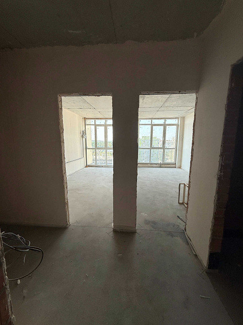 Видова однокімнатна квартира з гардеробом в центрі міста! Ірпінь - зображення 2