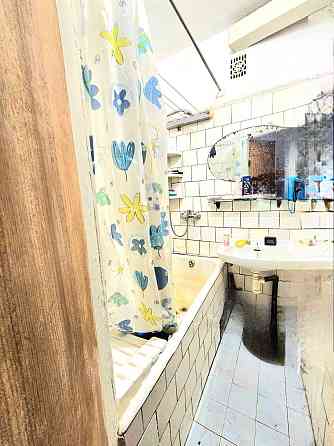 Продаж 2 к. квартири Павлово Поле метро Ботанічний сад Харьков