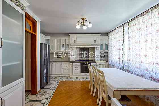 Квартира 3к, 151 м2 Оболонь, Мінська, Івасюка Киев