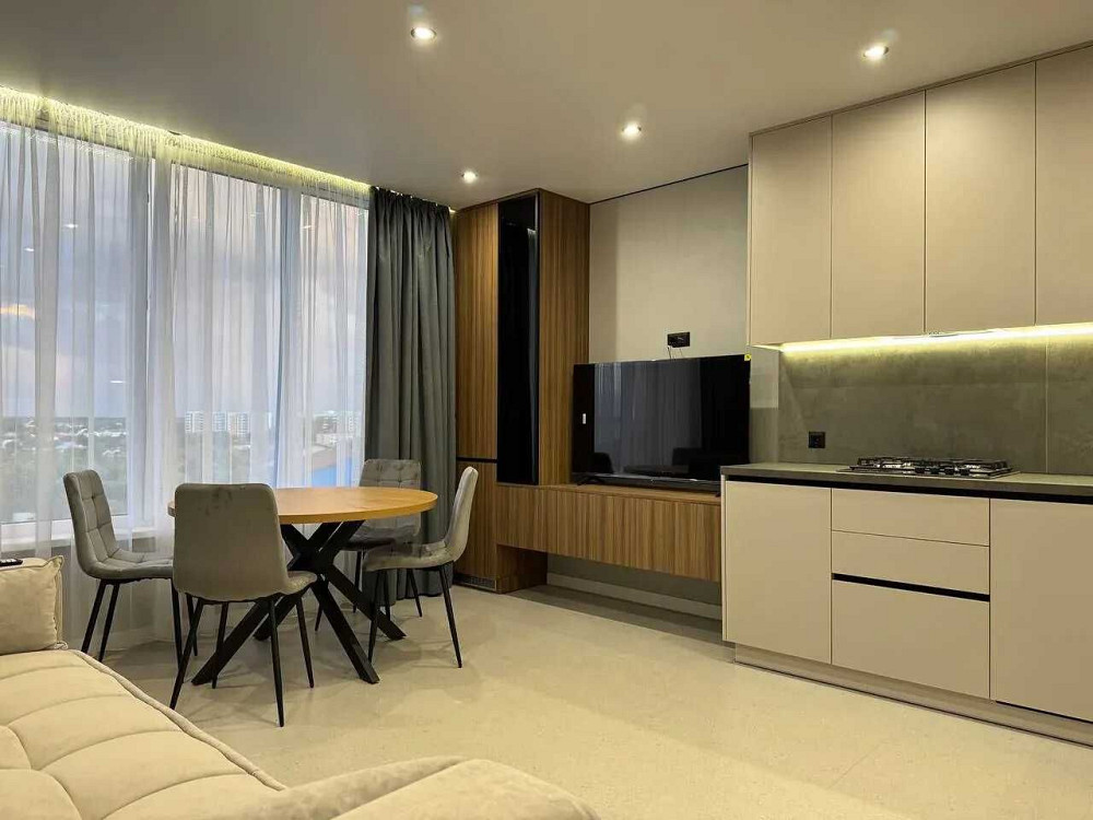 Шикарна двійка з кухнею-студією поблизу центру Ивано-Франковск - изображение 2