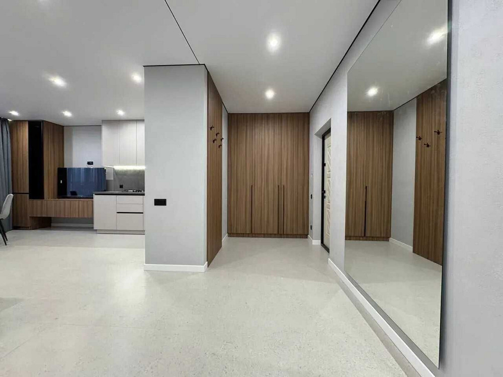 Шикарна двійка з кухнею-студією поблизу центру Ивано-Франковск - изображение 8