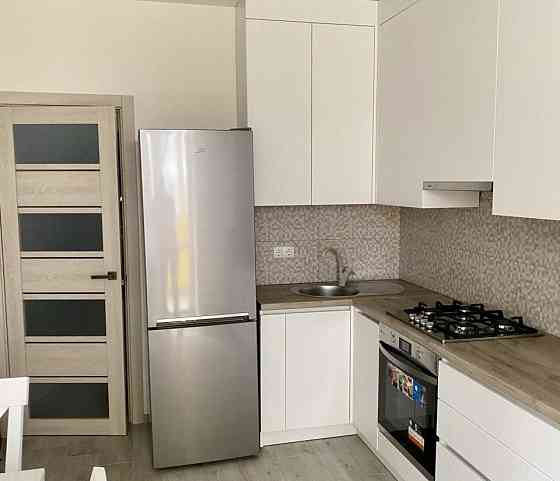 Затишна квартира з балконом 35м2. Мінімальне оформлення. Ірпінь