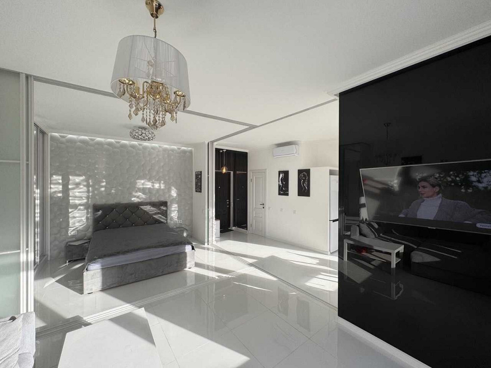 2ком квартира в АРКАДИИ ремонт мебель техника 27 Жемчужина Одесса - изображение 1