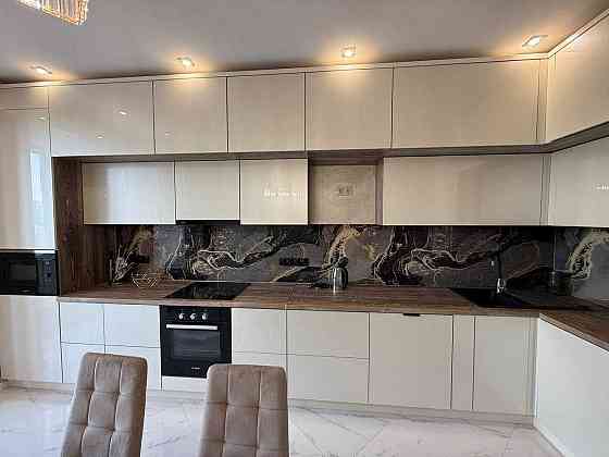 Продається стильна 2-стороння квартира 87.7 М2  Вул Надрічна 2 Ивано-Франковск